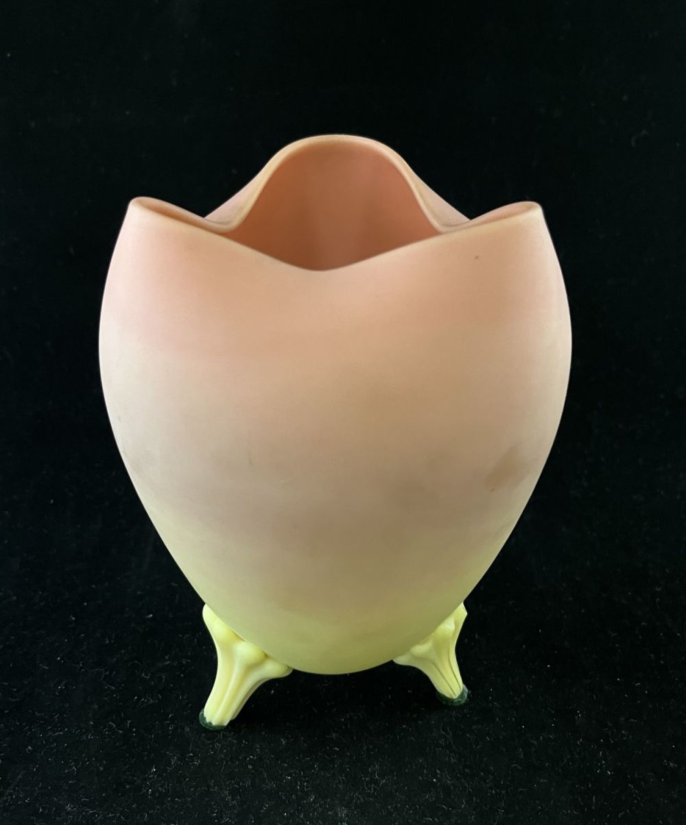 Lot 159: Mt. Washington Burmese egg