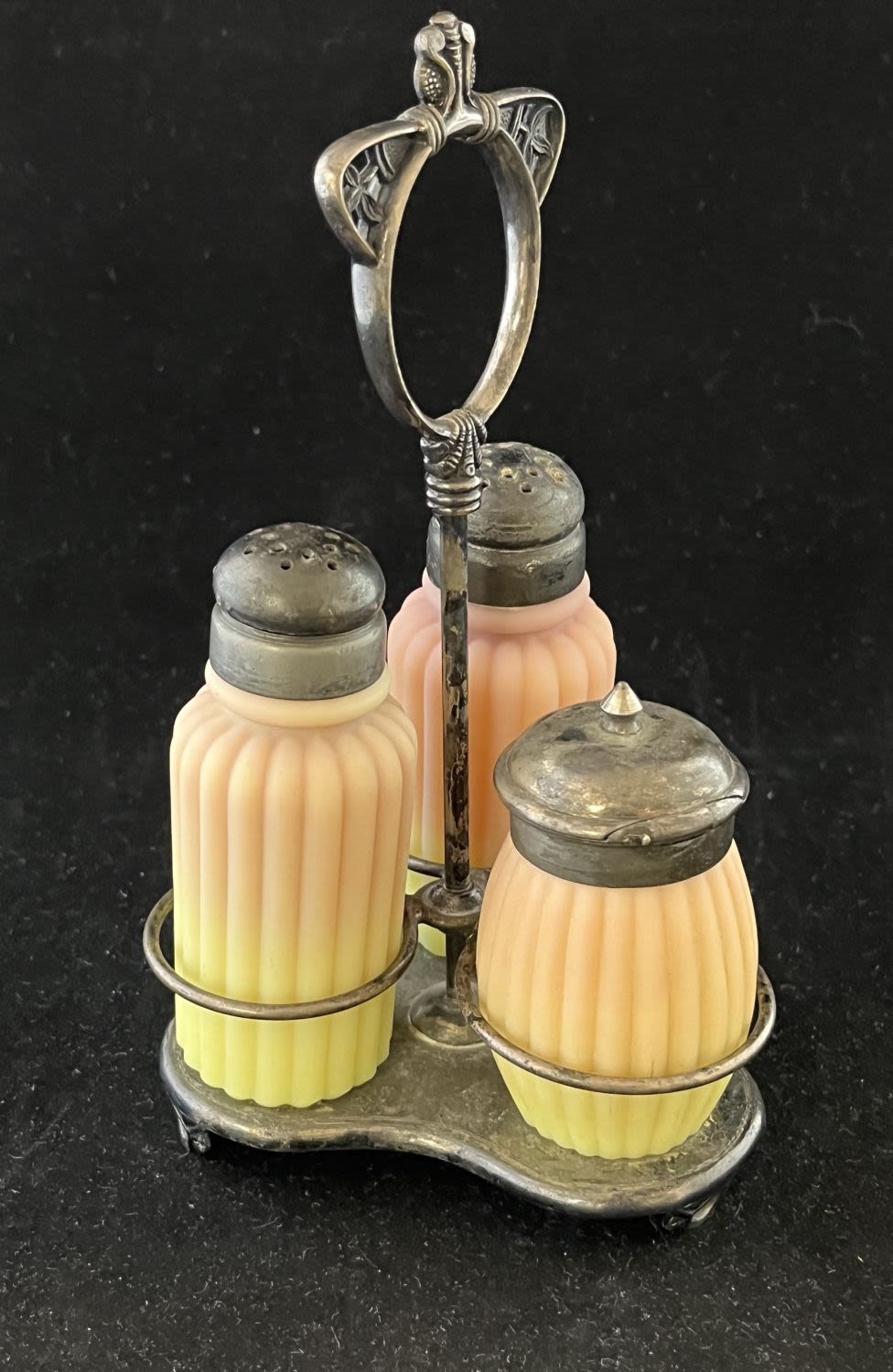 Lot 160: Mt. Washington Burmese condiment set