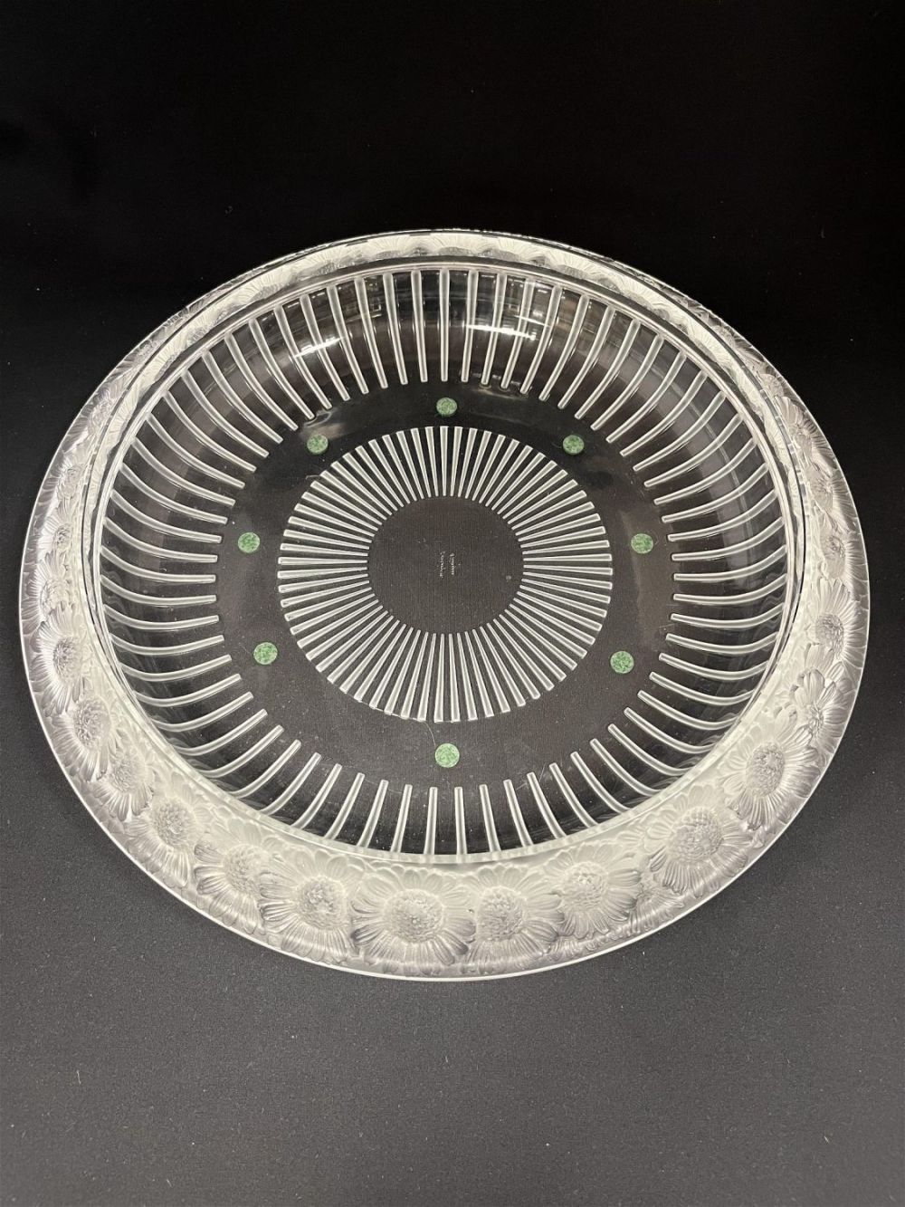 Lot 224: Large Lalique art glass bowl