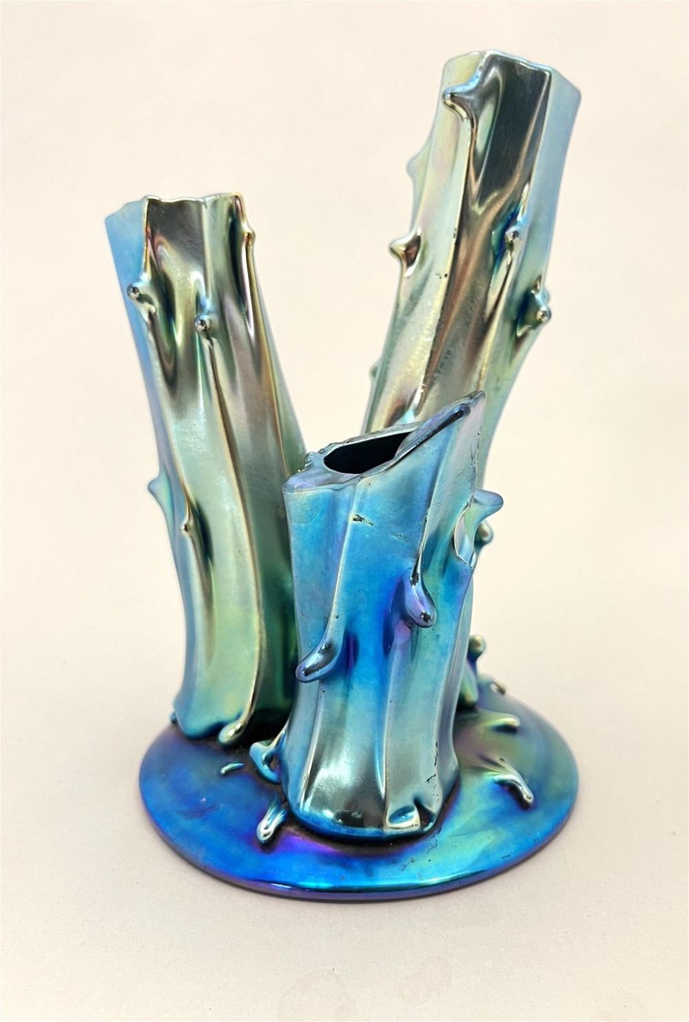 Lot 238: Stueben Blue Aurene stump vase