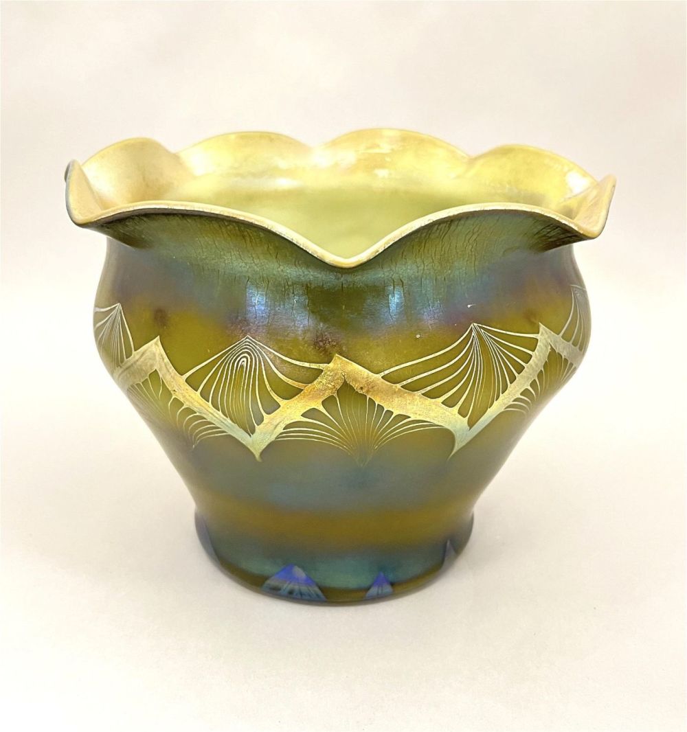 Lot 237: Tiffany Favrile decorated green vase