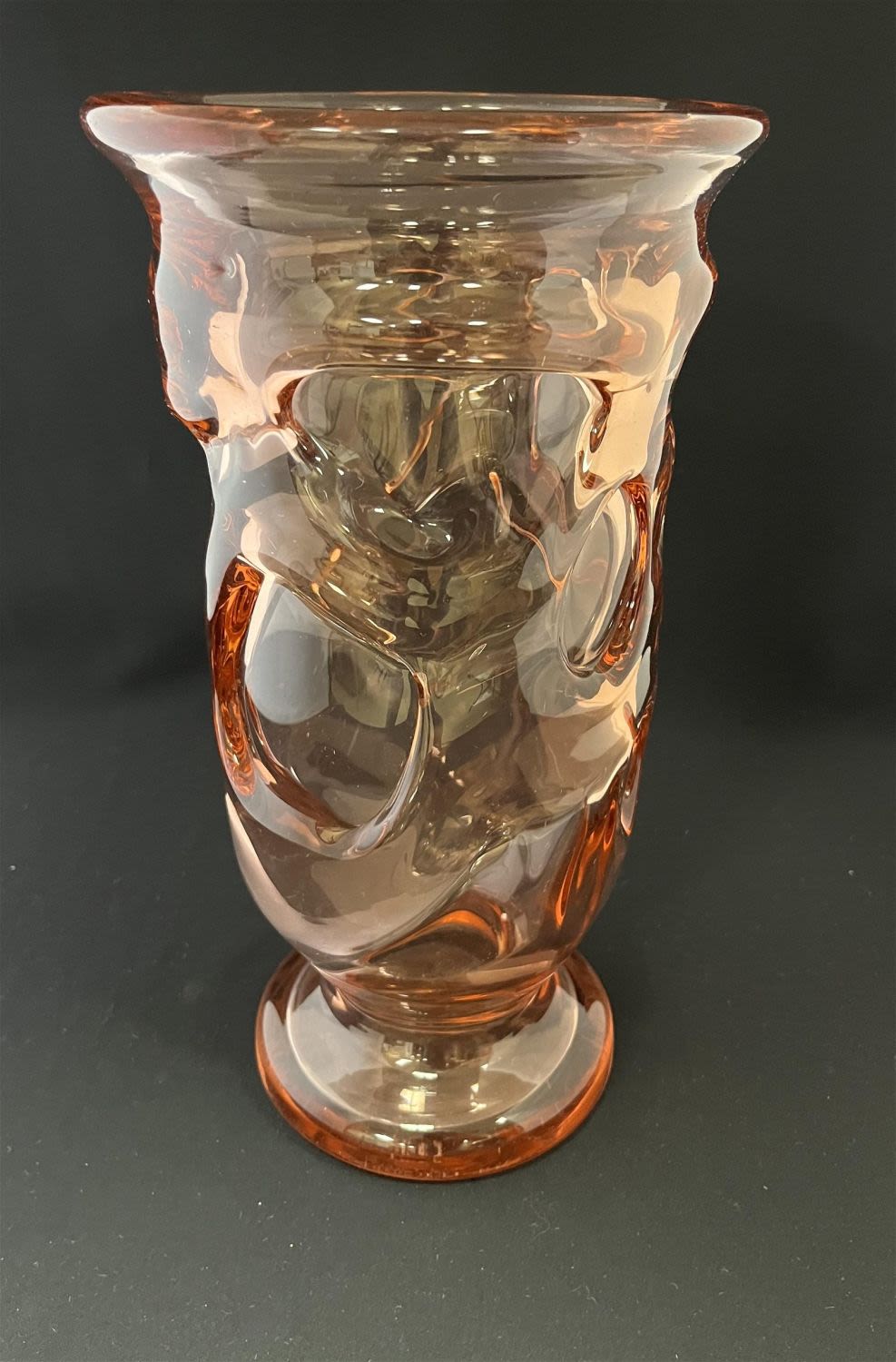 Lot 313: Schneider art Deco glass vase