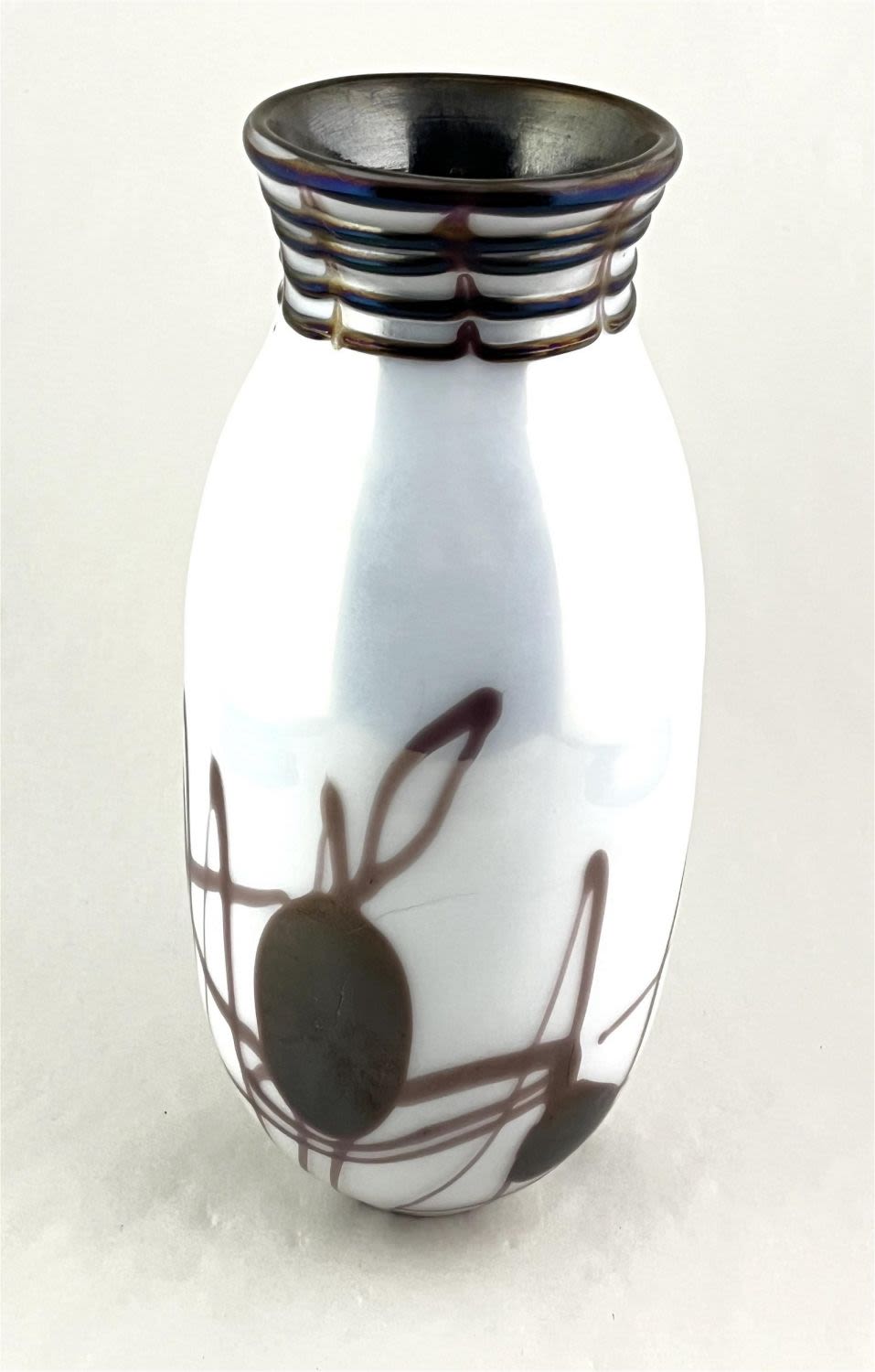 Lot 339: Contemporary art glass vase