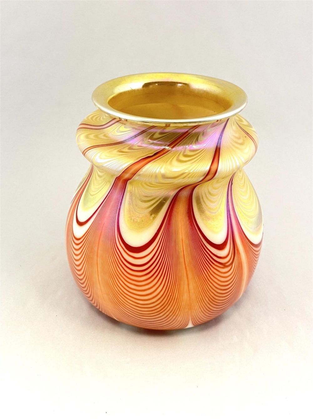 Lot 345: Contemporary art glass vase