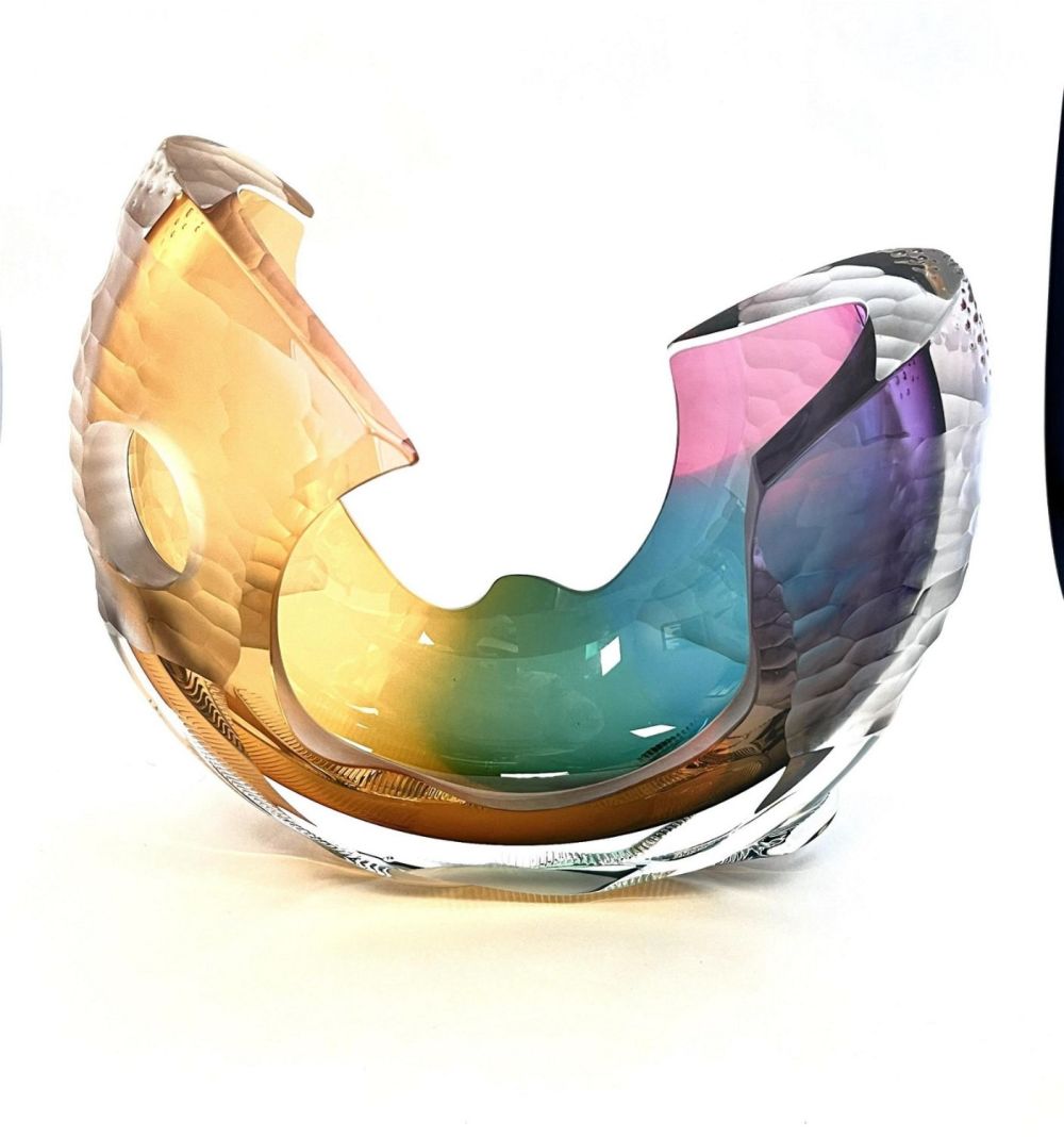 Lot 363: Leon Applebaum C glass sculpture