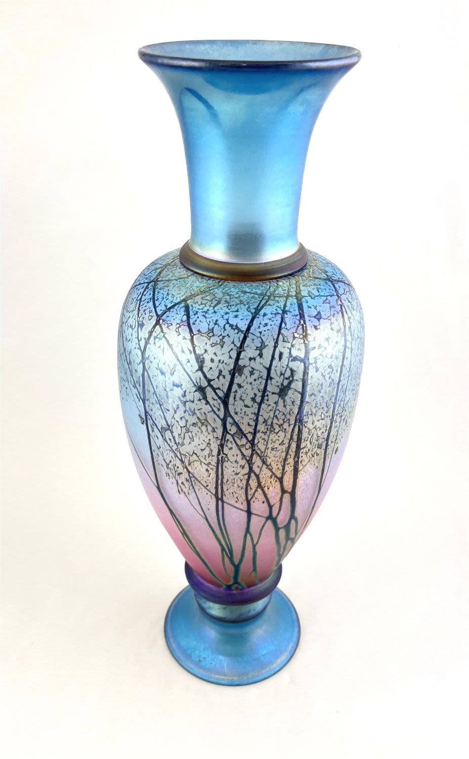 Lot 370: Peet Robison scenic glass vase