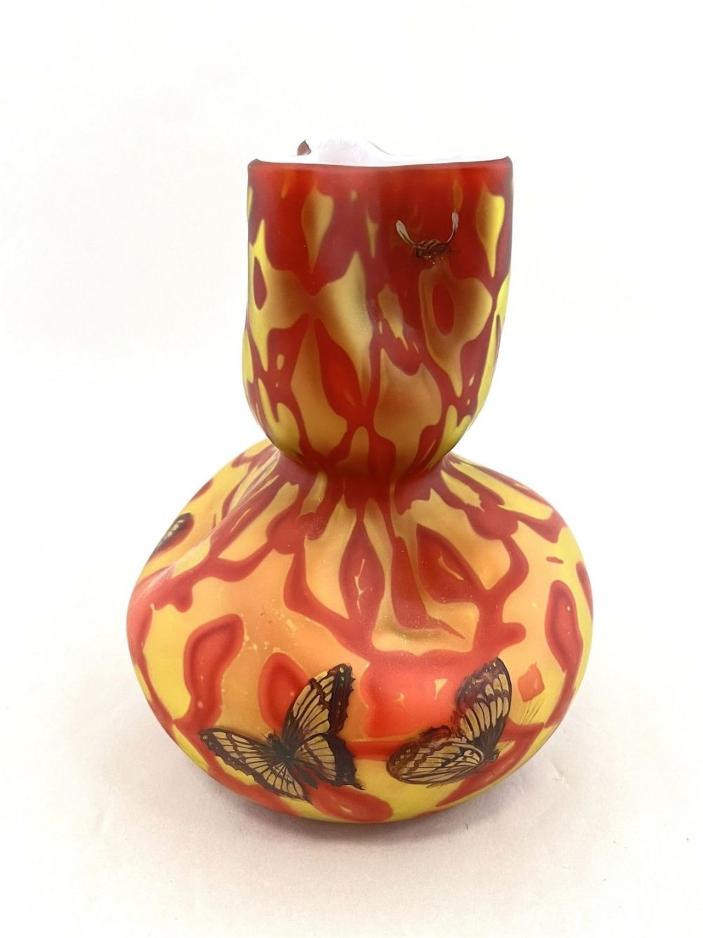 Lot 215: Rare Webb air trap glass vase