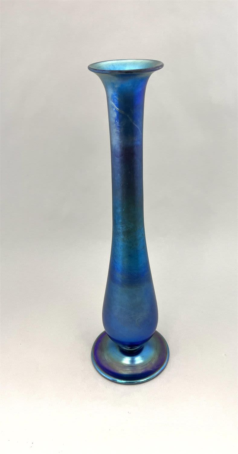 Lot 238: Tiffany blue Favrile vase