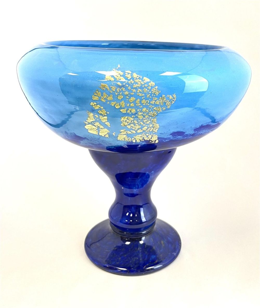 Lot 317: Daum Nancy mottled glass vase