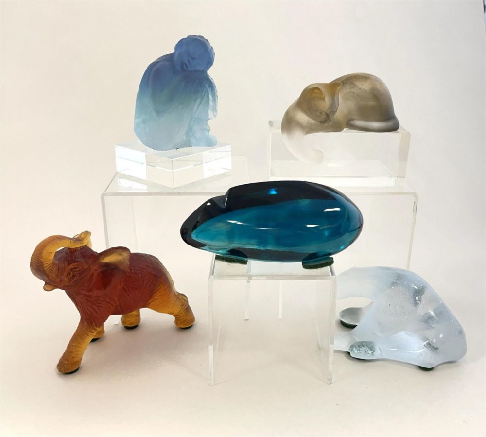 Lot 319: Rare Daum salesman samples