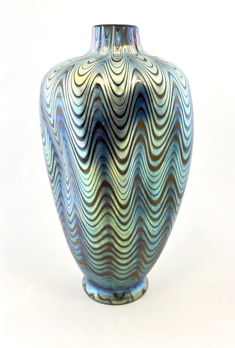 Lot 332: Loetz blue art glass vase