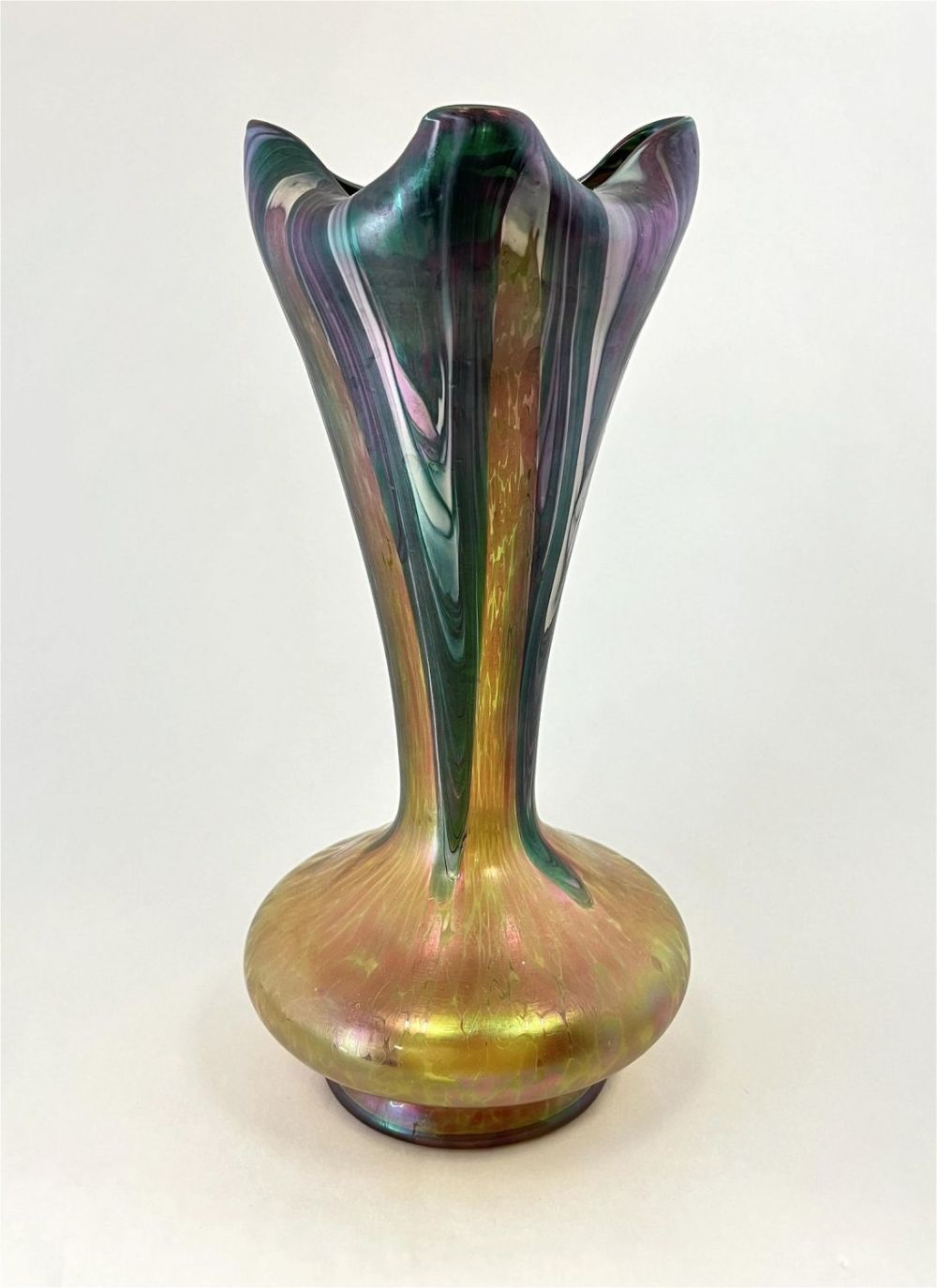 Lot 335: Rindskopf iridescent glass vase