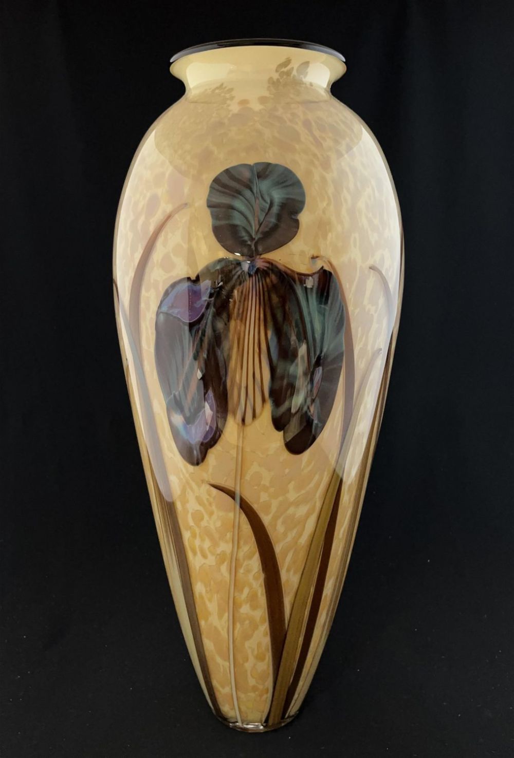 Lot 344: Rick Satava art glass vase