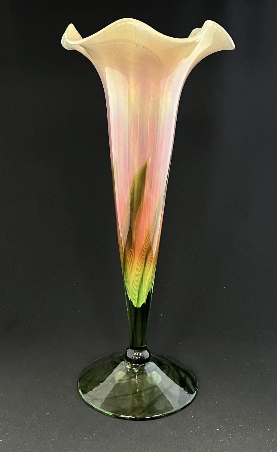 Lot 354: Large Lundberg flower form vase