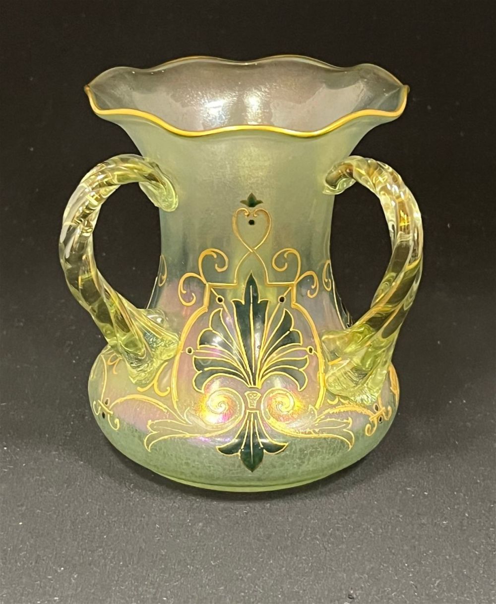 Lot 354: Fritz Heckert art glass vase
