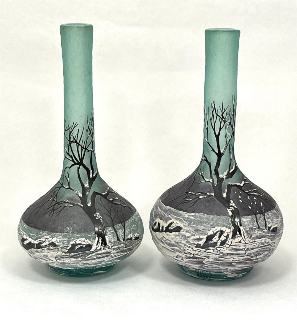 Lot 369: Pair of DeLatte cameo glass vases