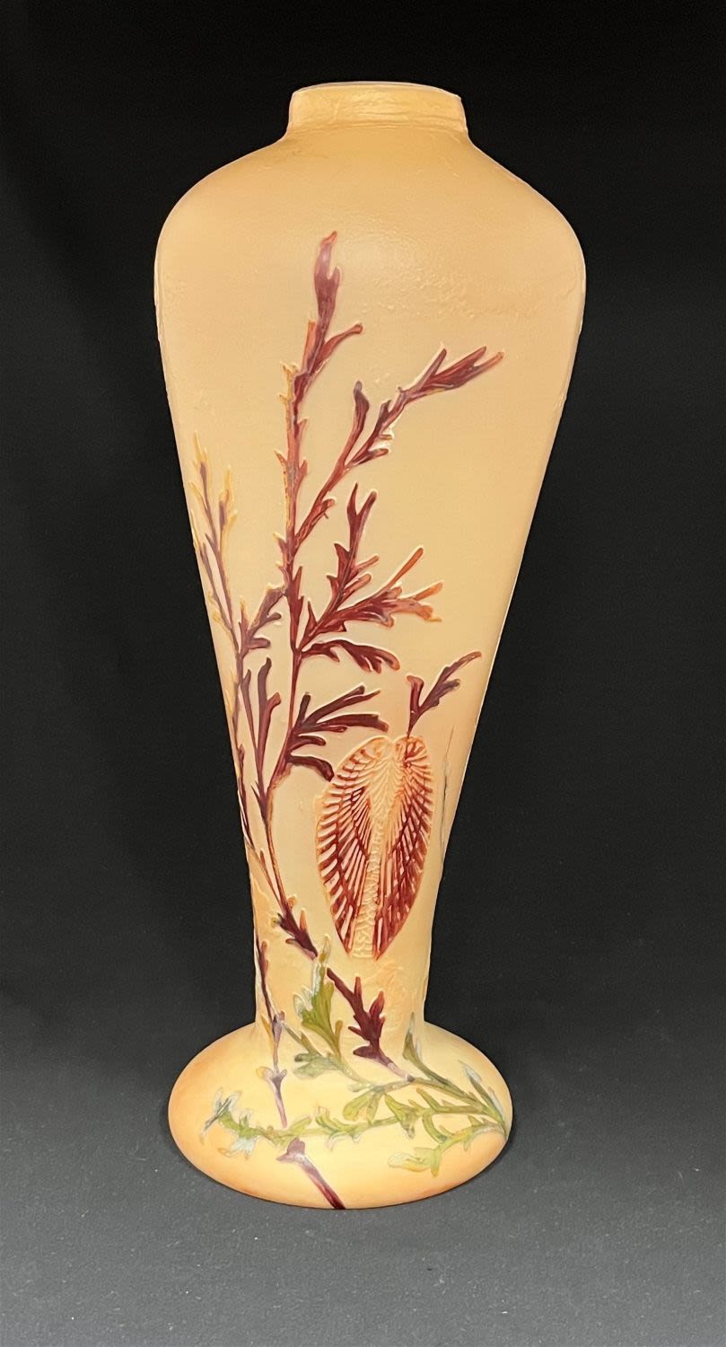 Lot 373: Legras French cameo glass vase