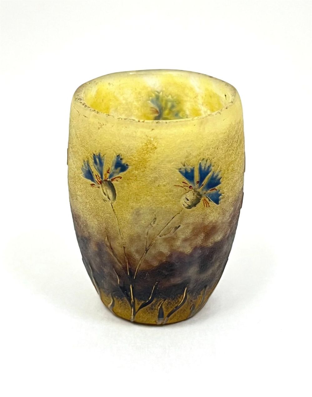 Lot 377: Daum Nancy cabinet vase