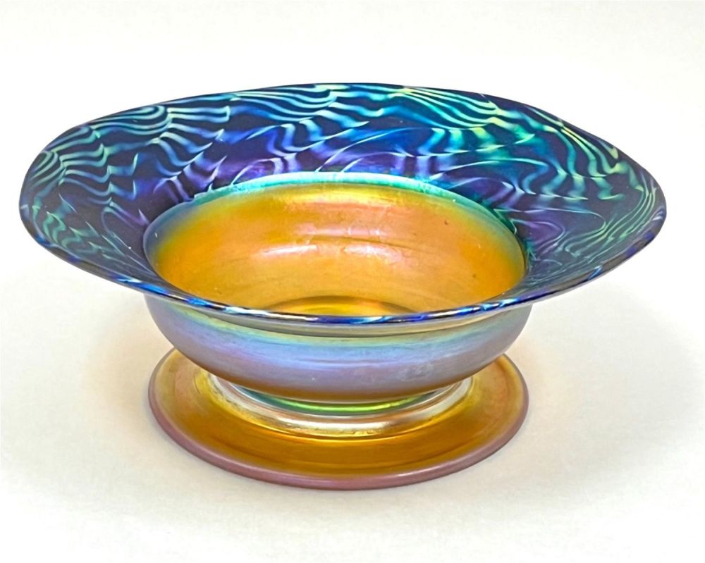 Lot 392: Rare LH Nash Tiffany Gold Favrile bowl