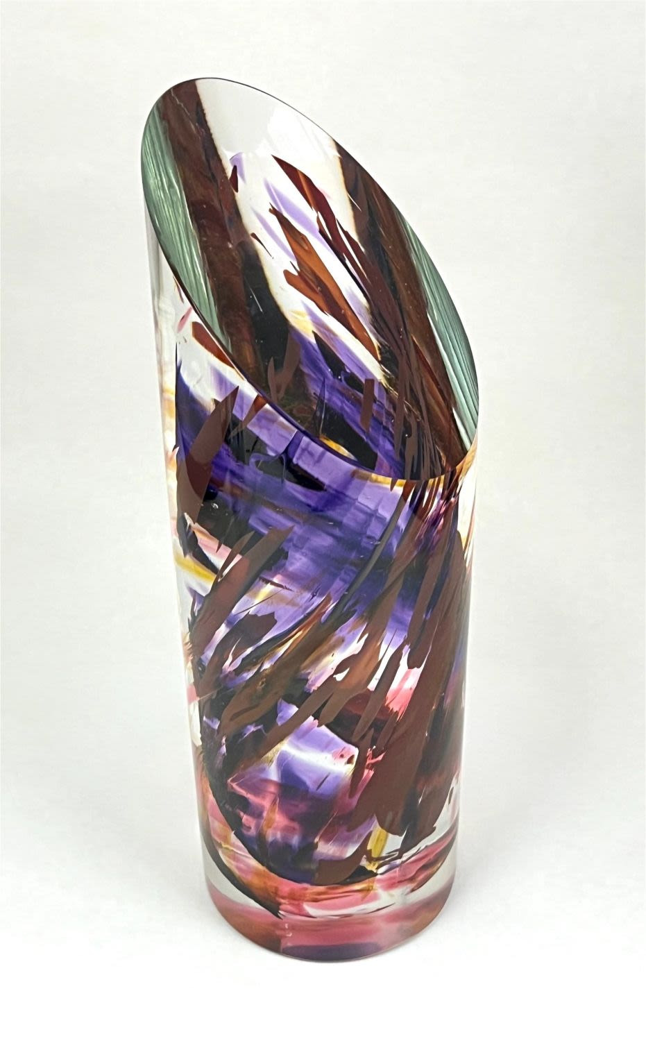 Lot 448: Pavel Havelka art glass sculpture