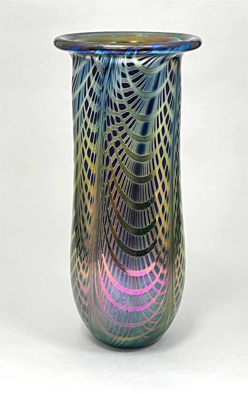 Lot 369: David Lotton iridescent blue vase
