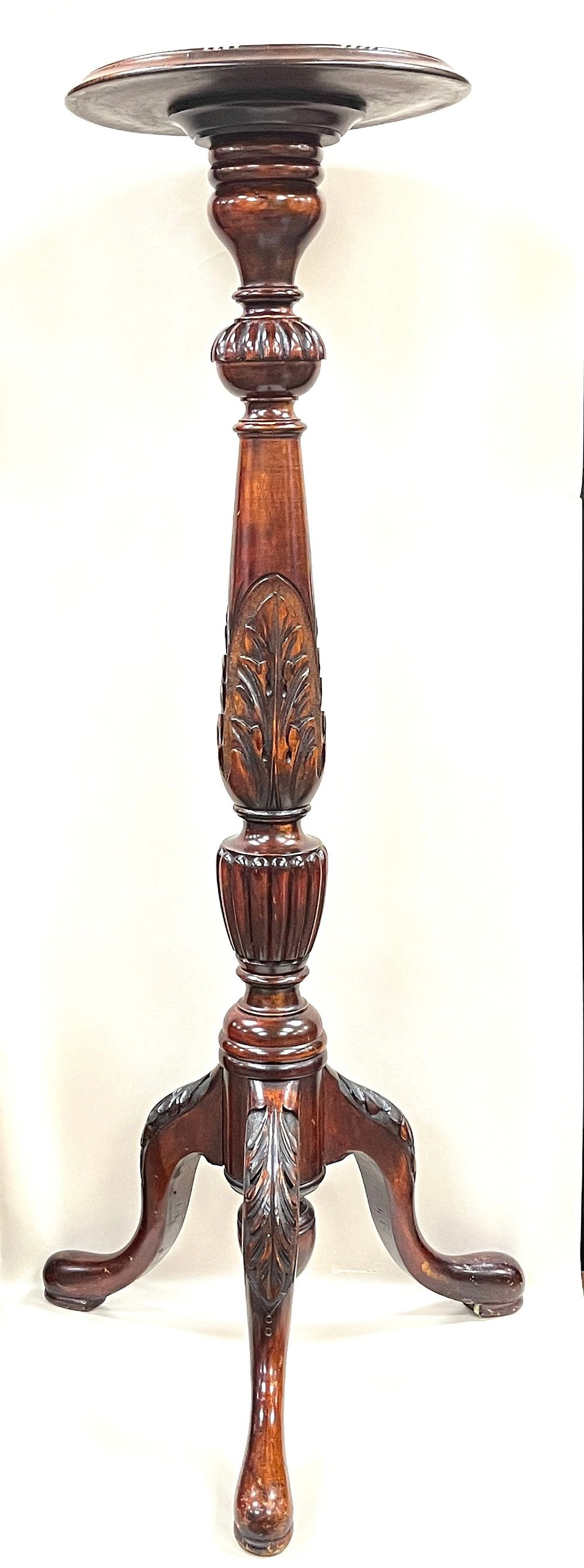 Lot 218: Mahogany wood plant stand