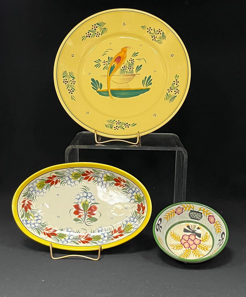 Lot 222: 3 Henriot & HB Quimper items