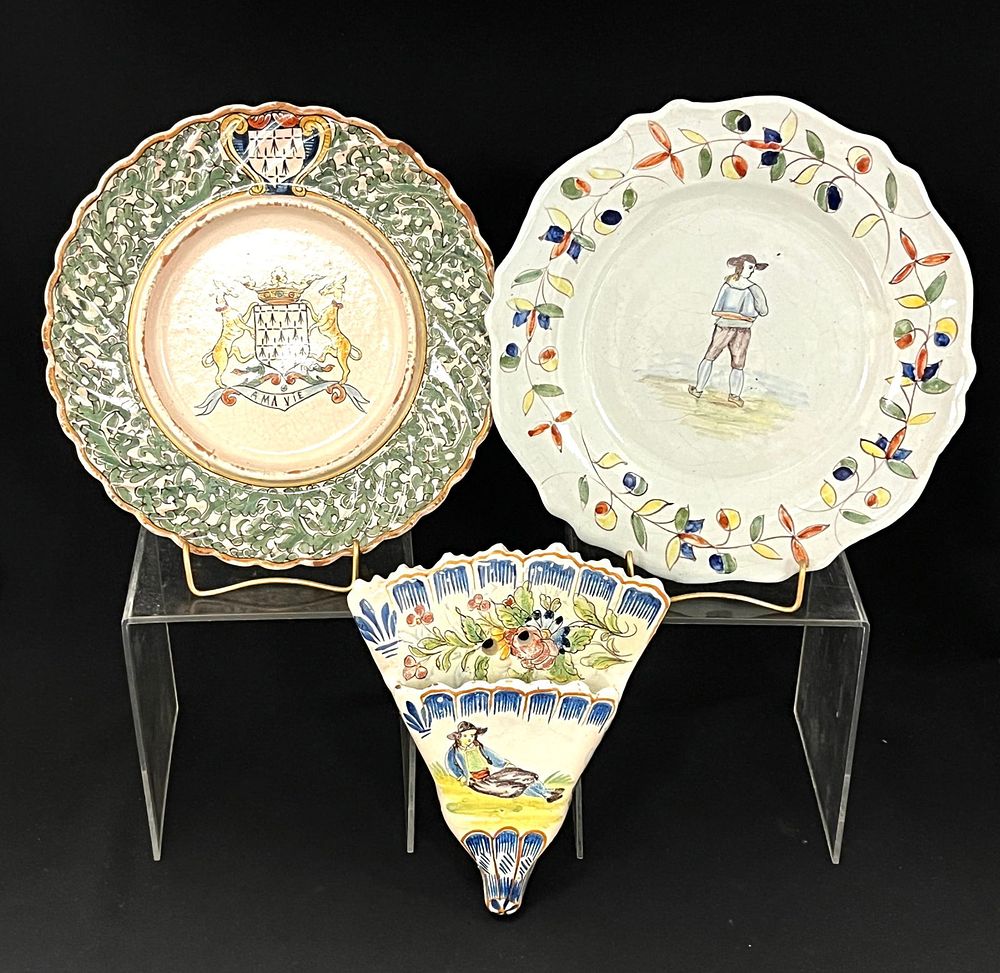 Lot 235: 3 Malicorne PBx Quimper items