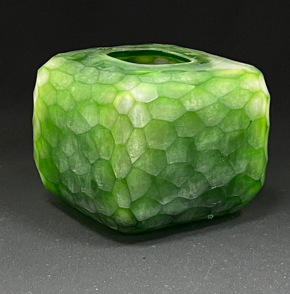Lot 398: Contemporary green battuto glass vase