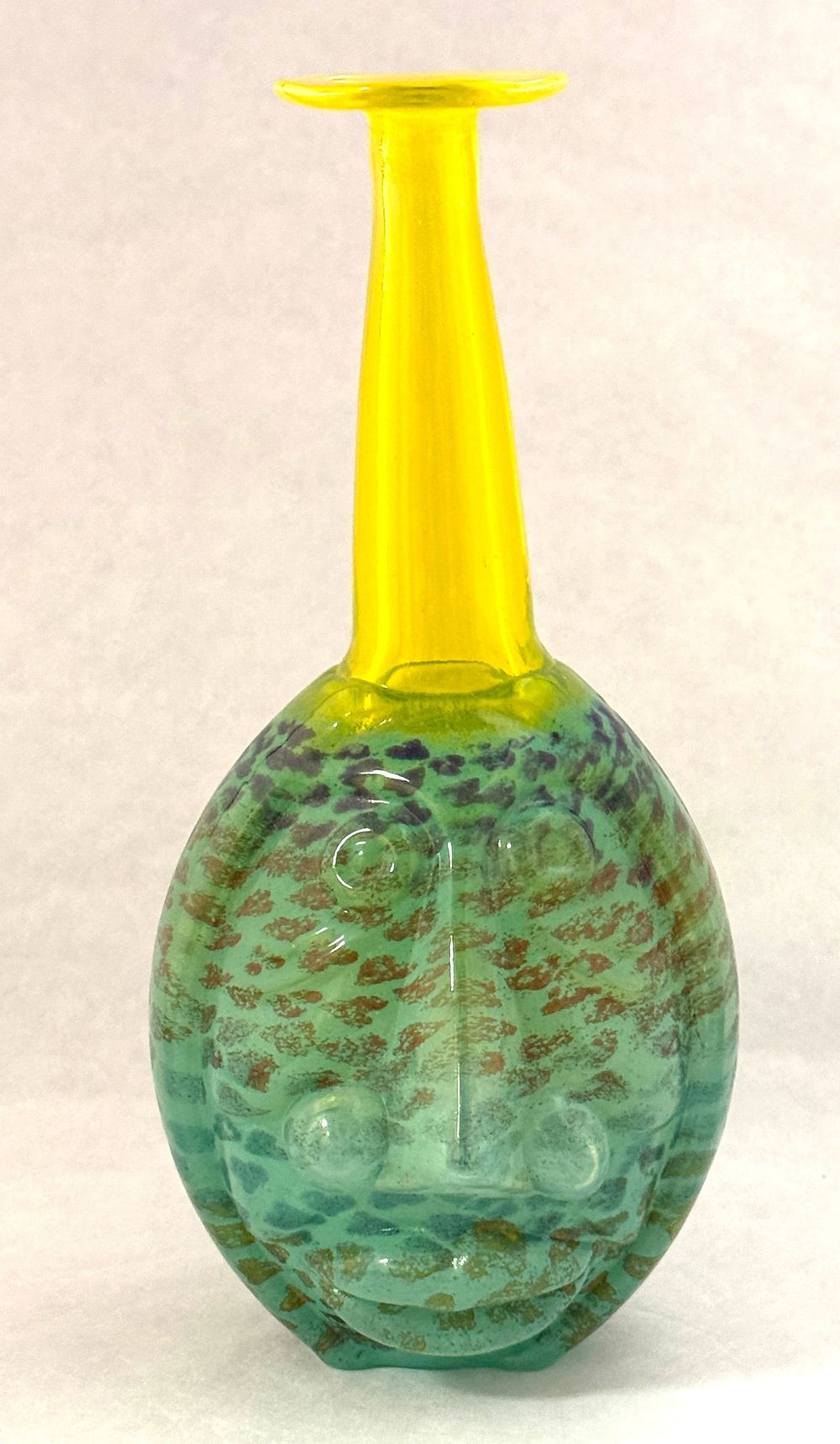 Lot 157: Kosta Green and Yellow Face Vase