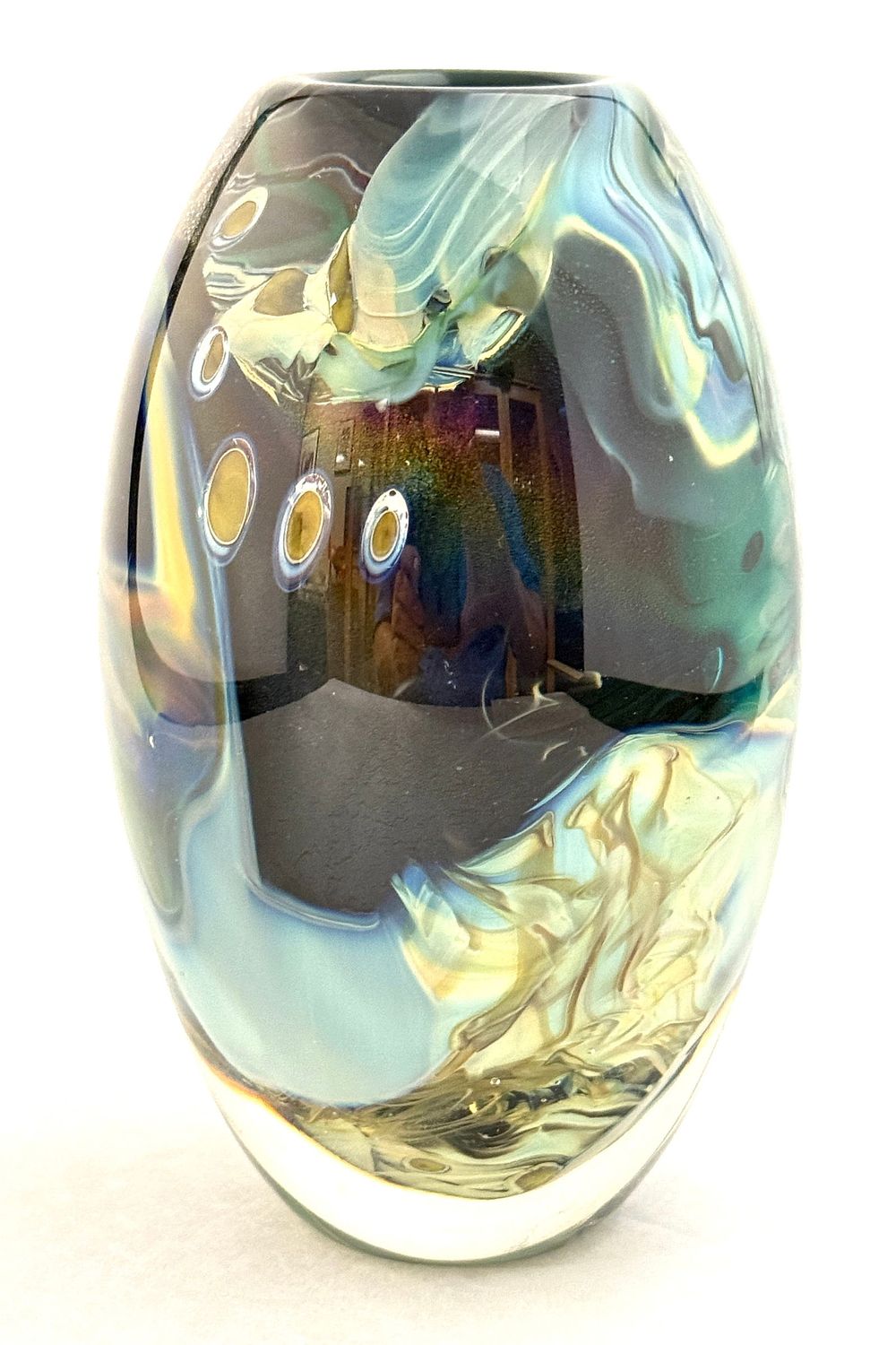Lot 164: Mark Russell paperweight vase