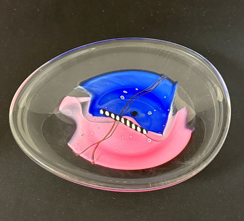 Lot 169: Wilbat Dish with Color Shards