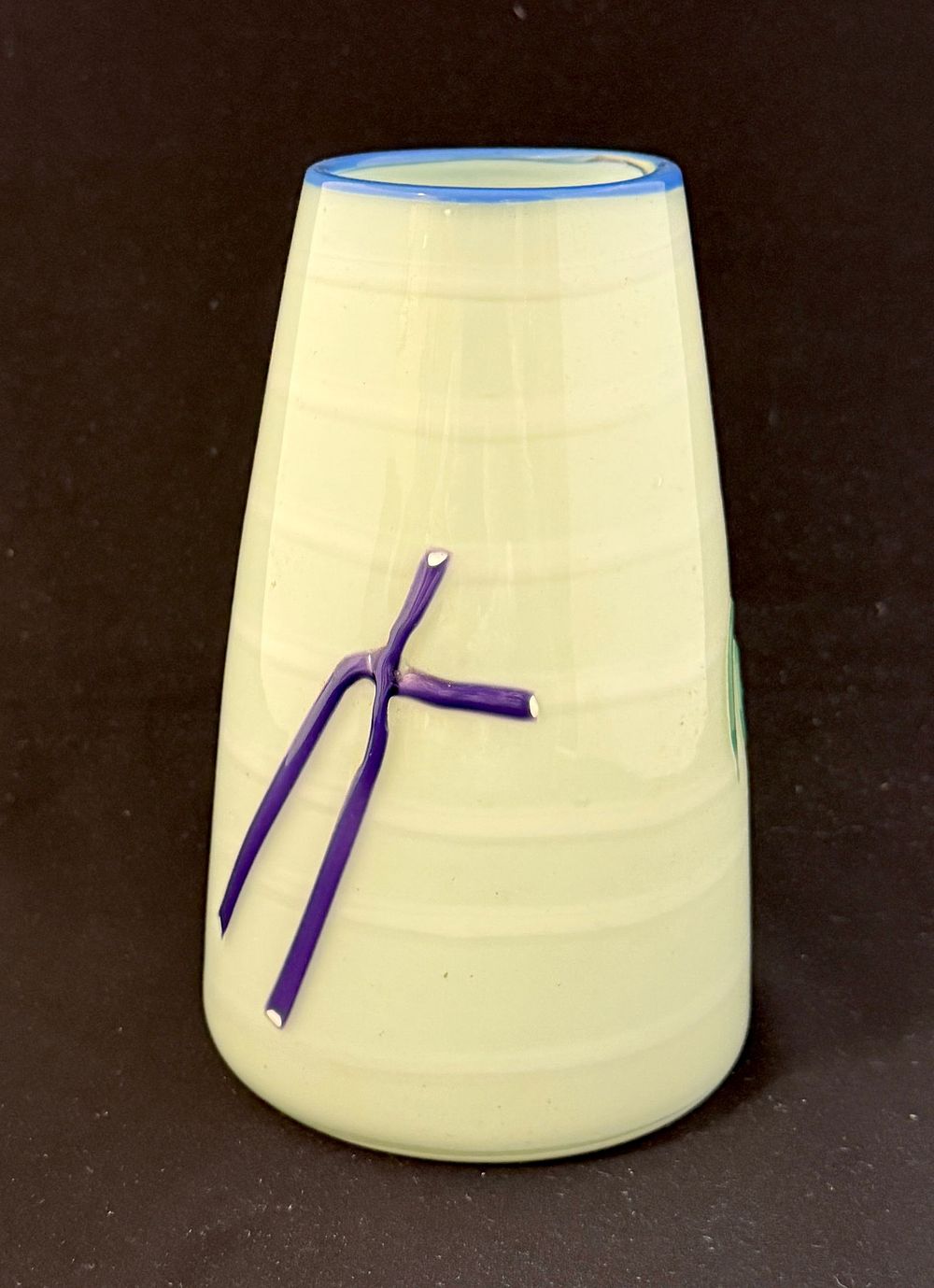 Lot 171: Fineline Conical Vase