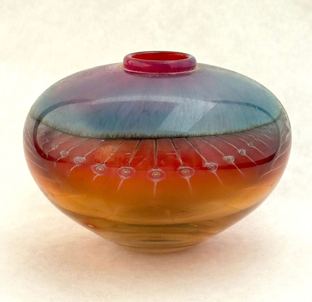 Lot 196: Robert Bunch Squat Vase