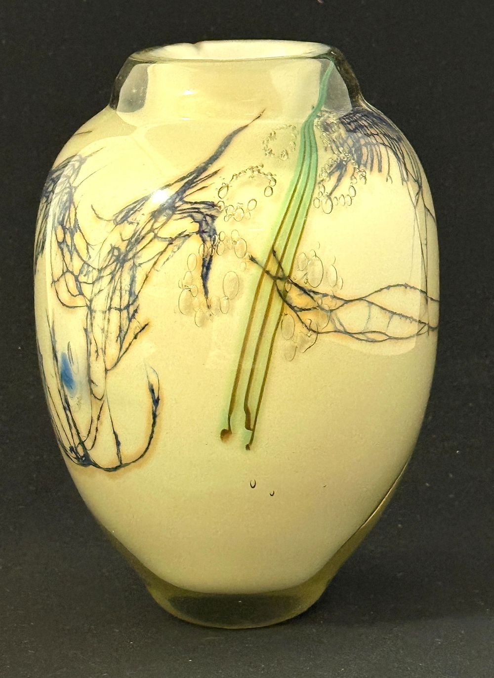 Lot 205: Robert Palusky Paperweight vase