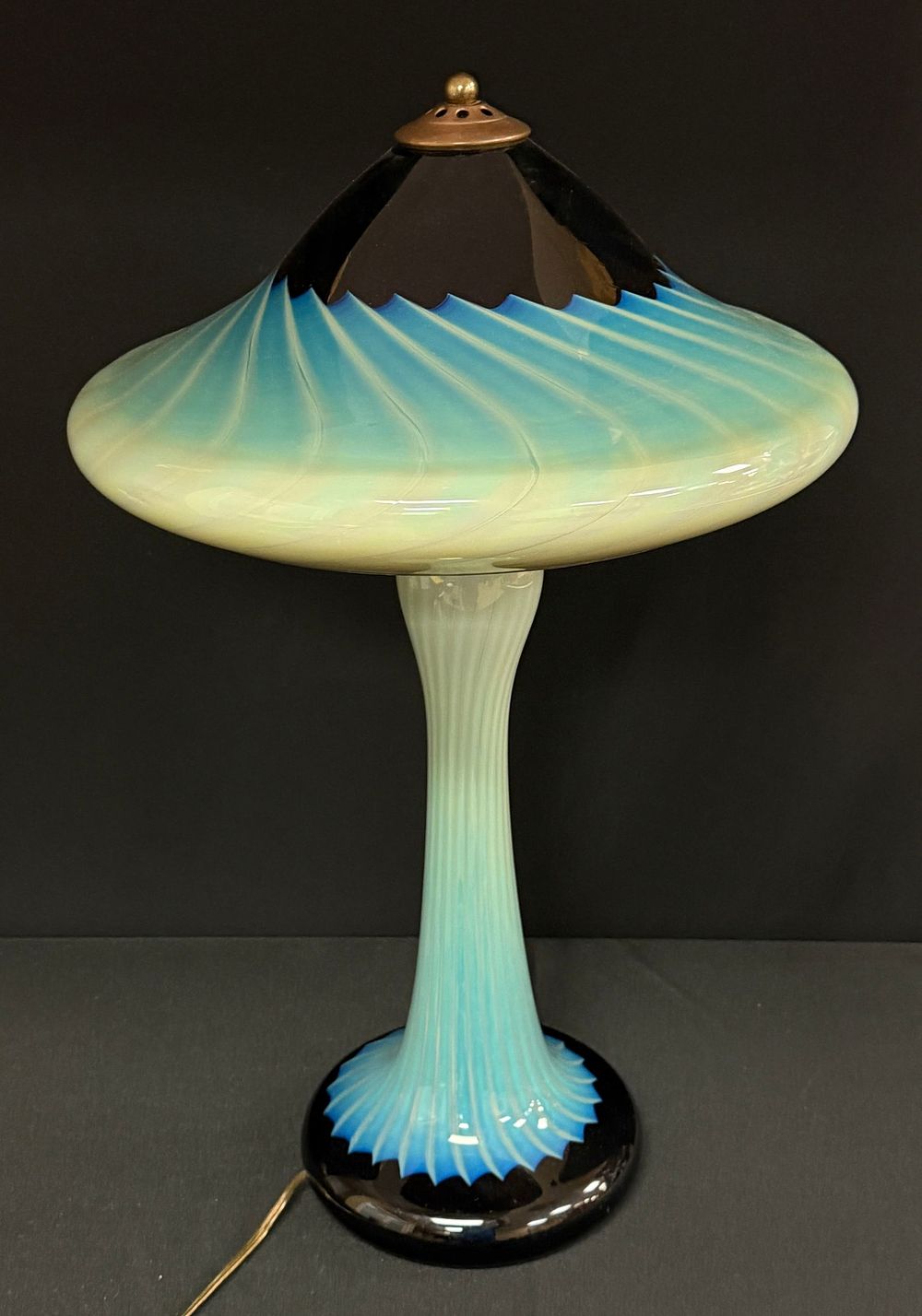 Lot 218: Joe Clearman Art Glass Lamp