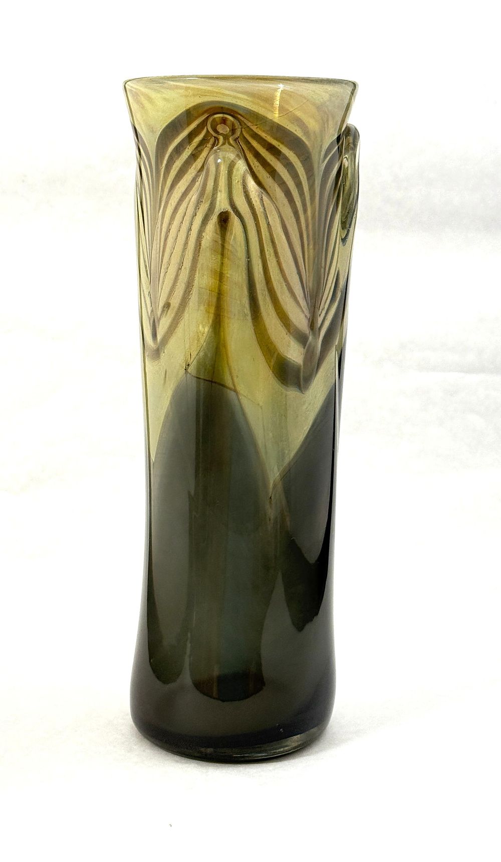 Lot 230: Brent Kee Young glass vase