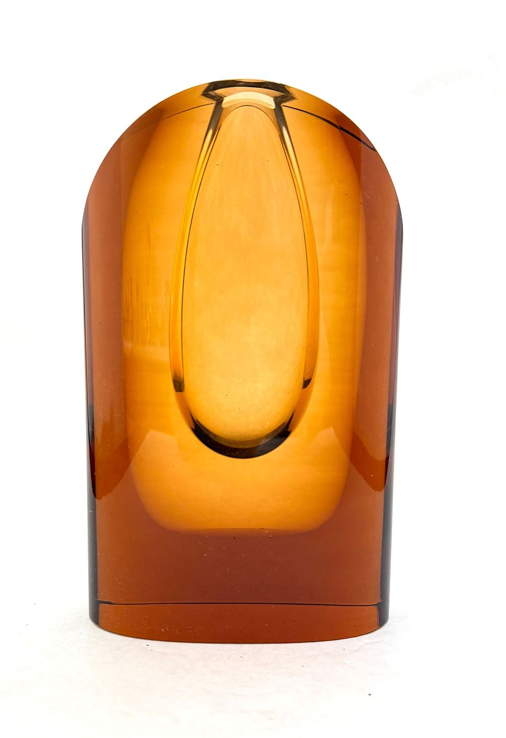 Lot 238: Jaroslav Svoboda glass sculpture