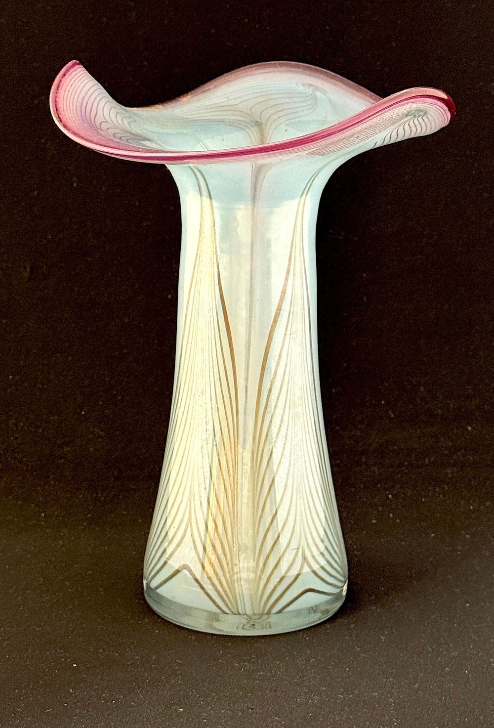 Lot 243: Erwin Eisch Pulled Feather Vase
