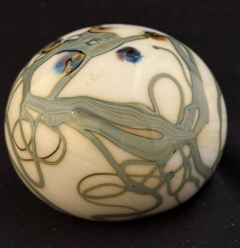 Lot 544: J. Byron Art Glass Paperweight