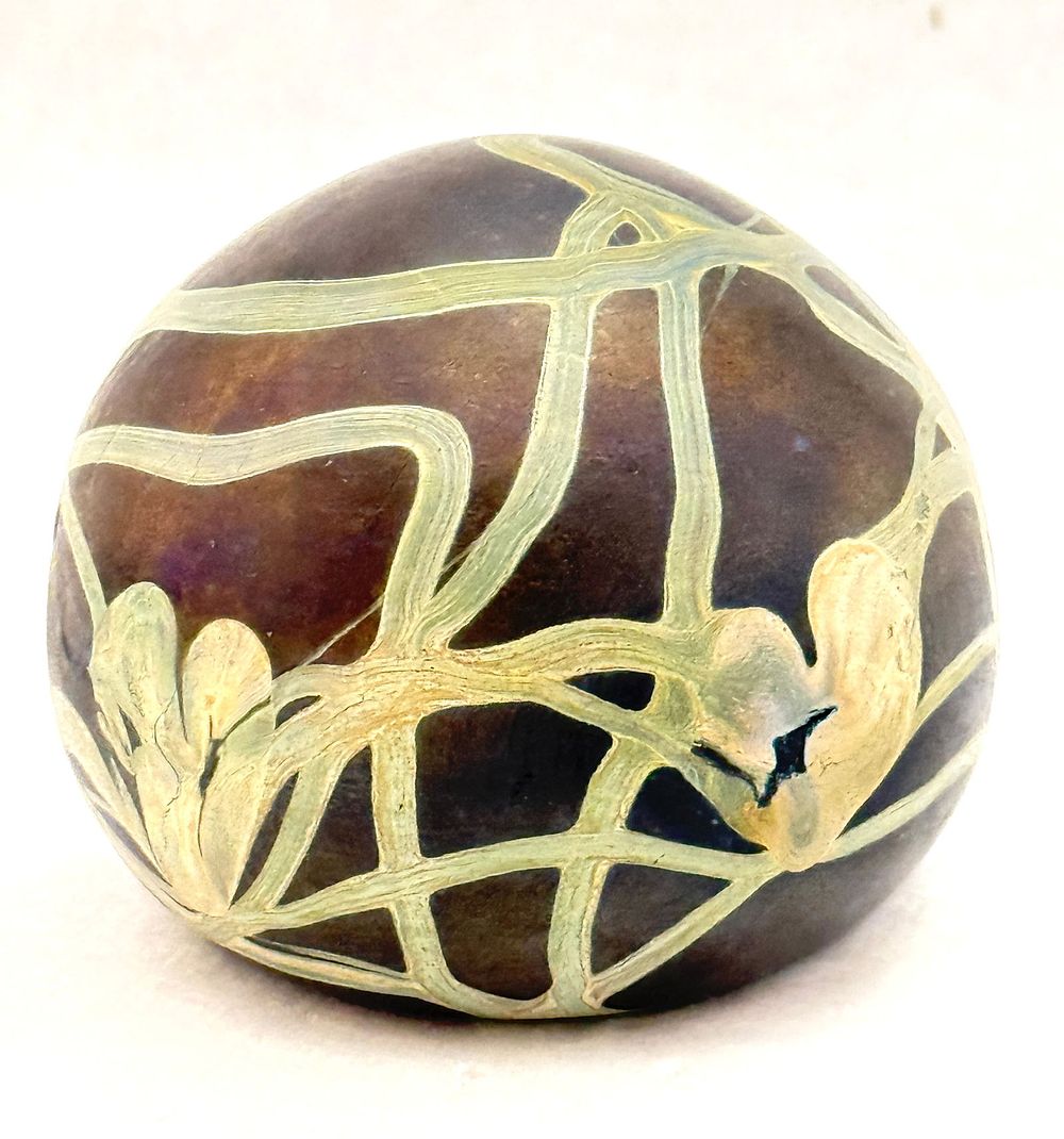 Lot 552: Jolley Art Glass Paperweight