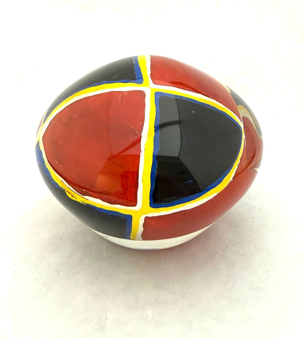 Lot 558: Beck Art Glass Paperweight