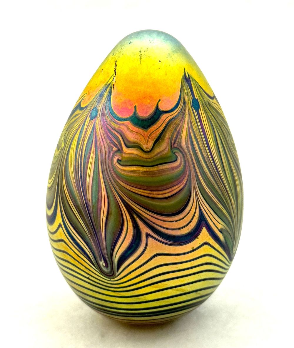 Lot 561: Orient & Flume Paperweight