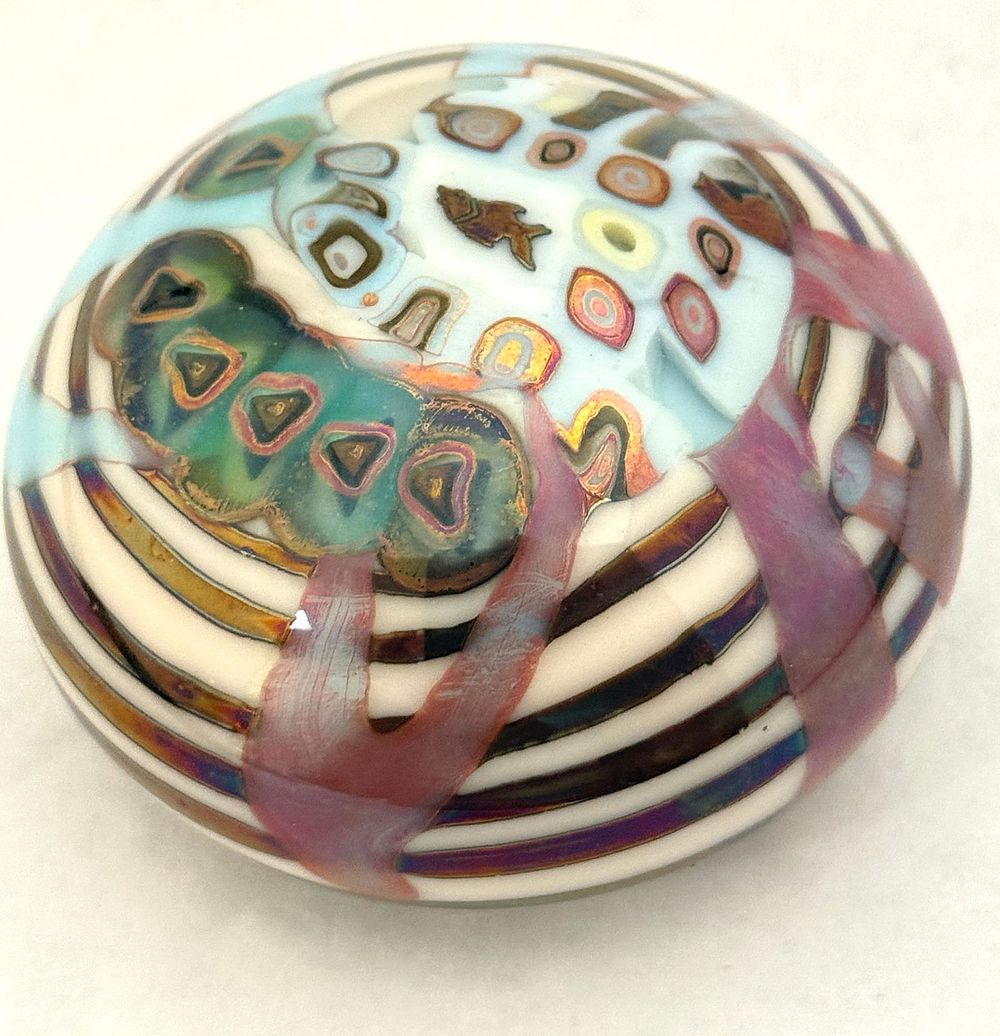Lot 582: Ritter Art Glass Paperweight