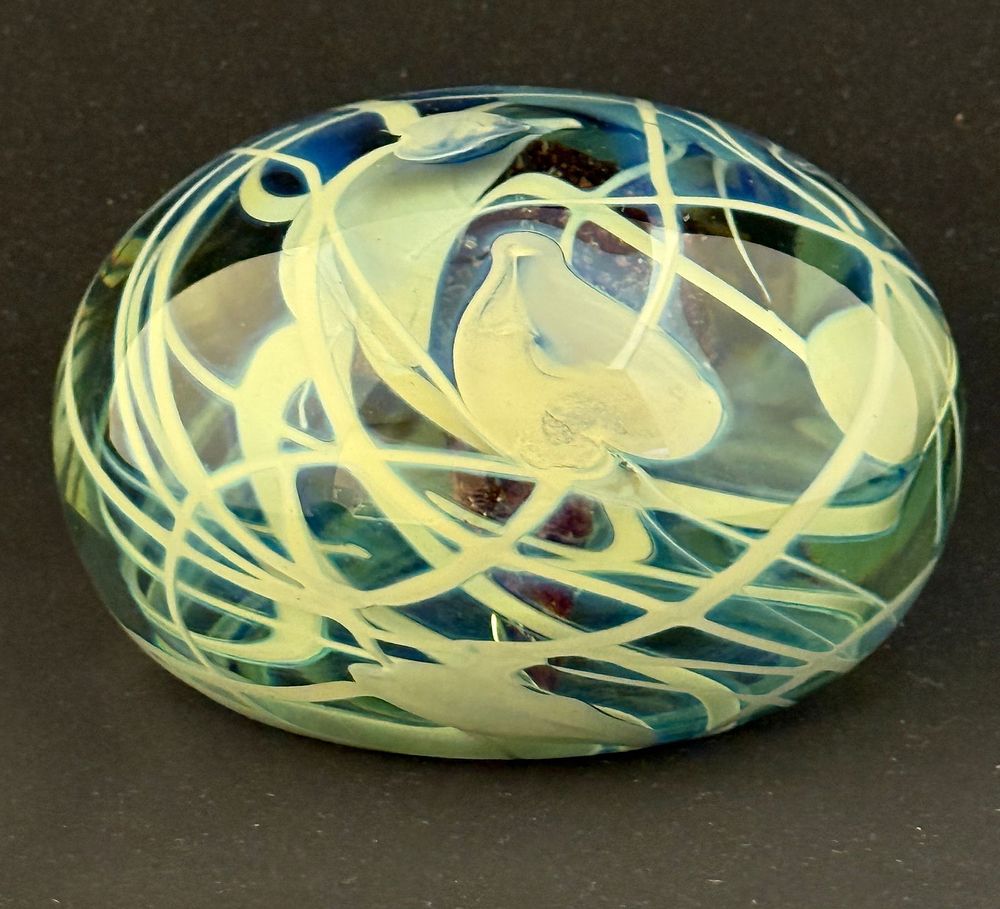 Lot 592: Charles Lotton Early Paperweight