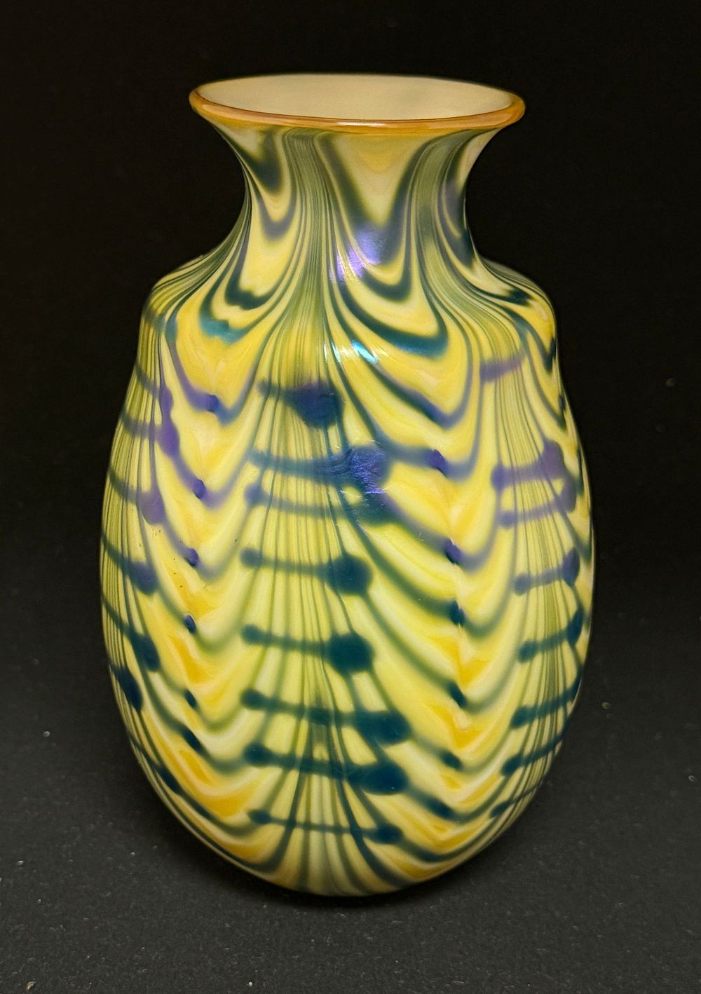 Lot 520: Early Lotton Vase