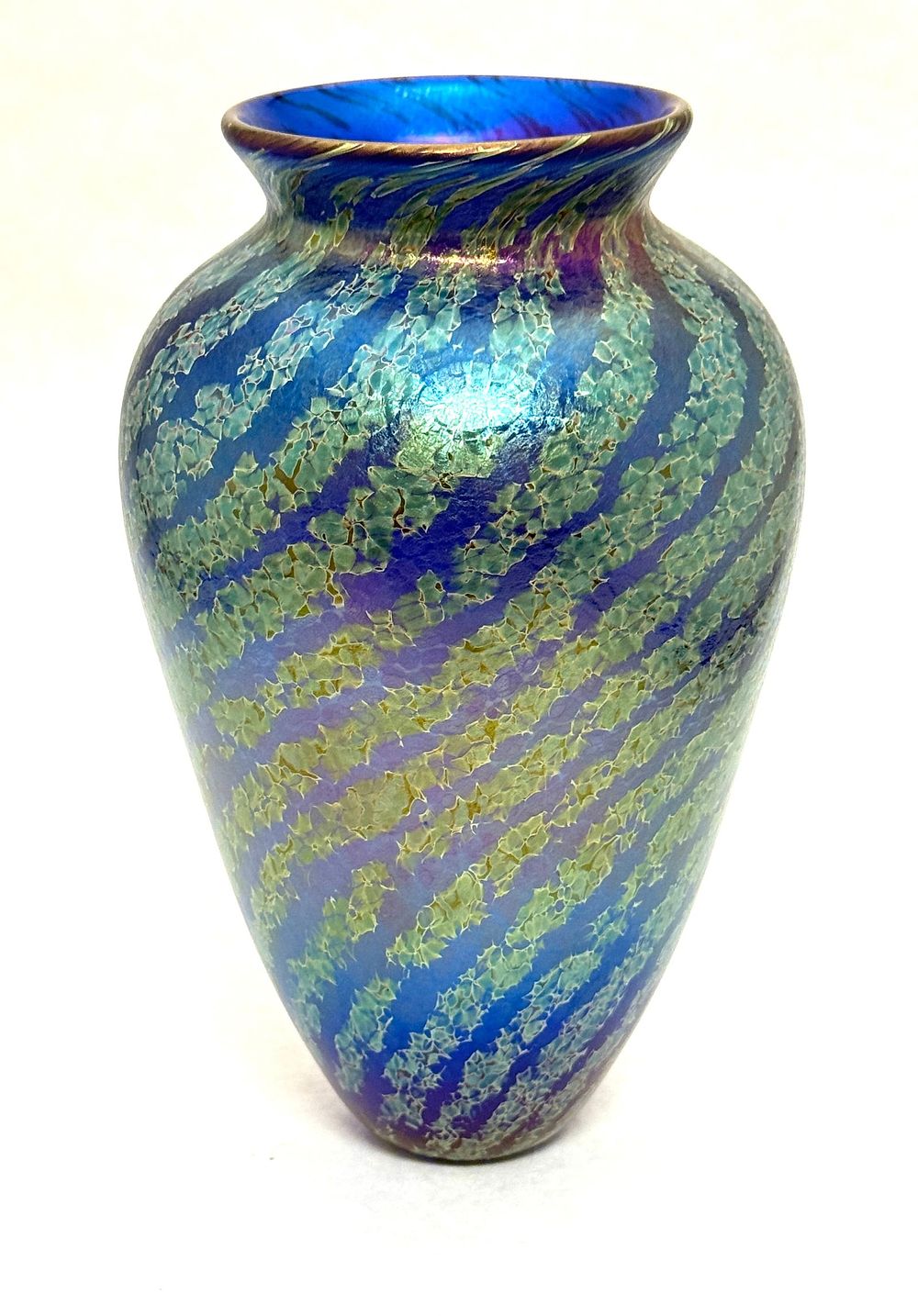 Lot 555: Unusual Satava Iridescent Vase