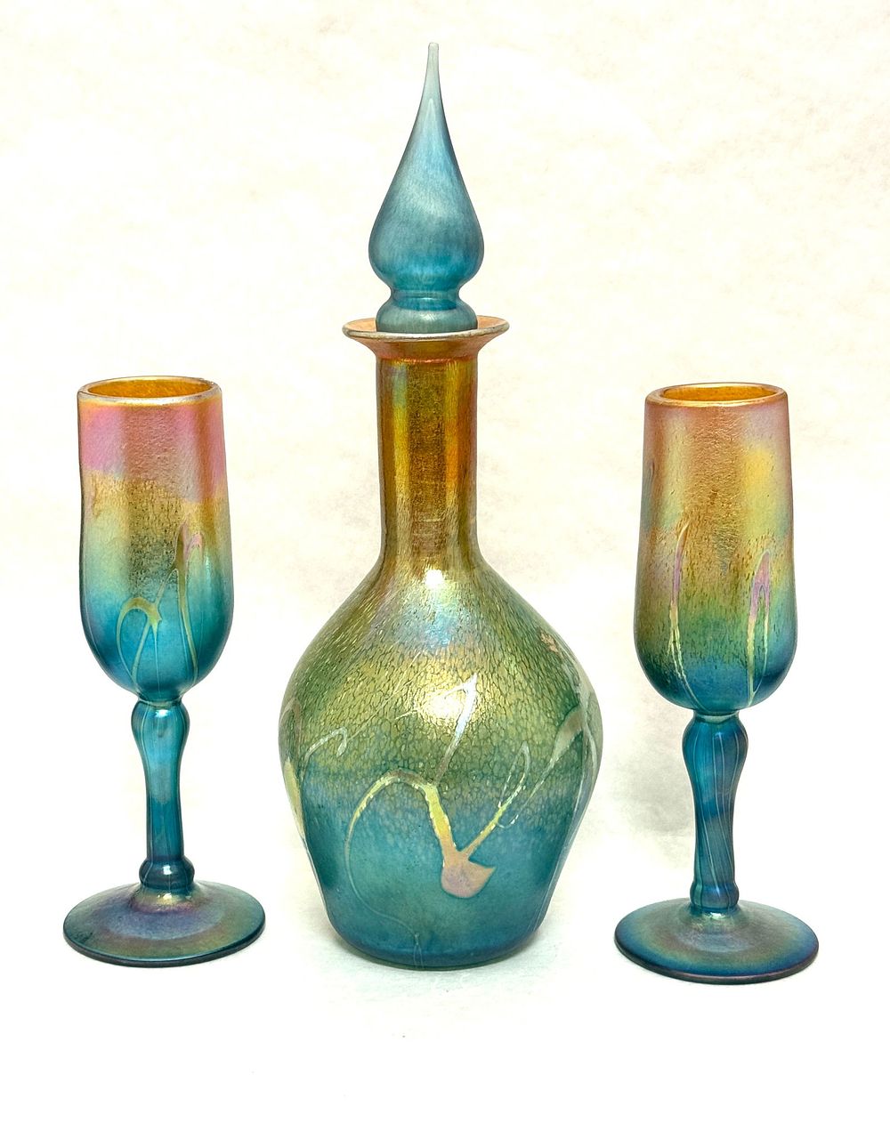 Lot 560: Saul Alcaraz Decanter & 2 Goblets