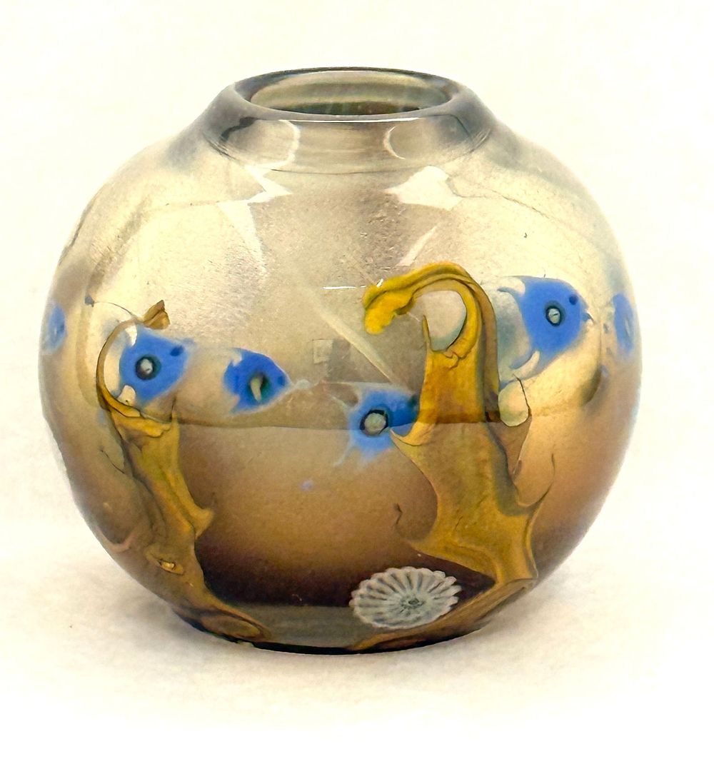 Lot 561: Early Lundberg Paperweight Vase