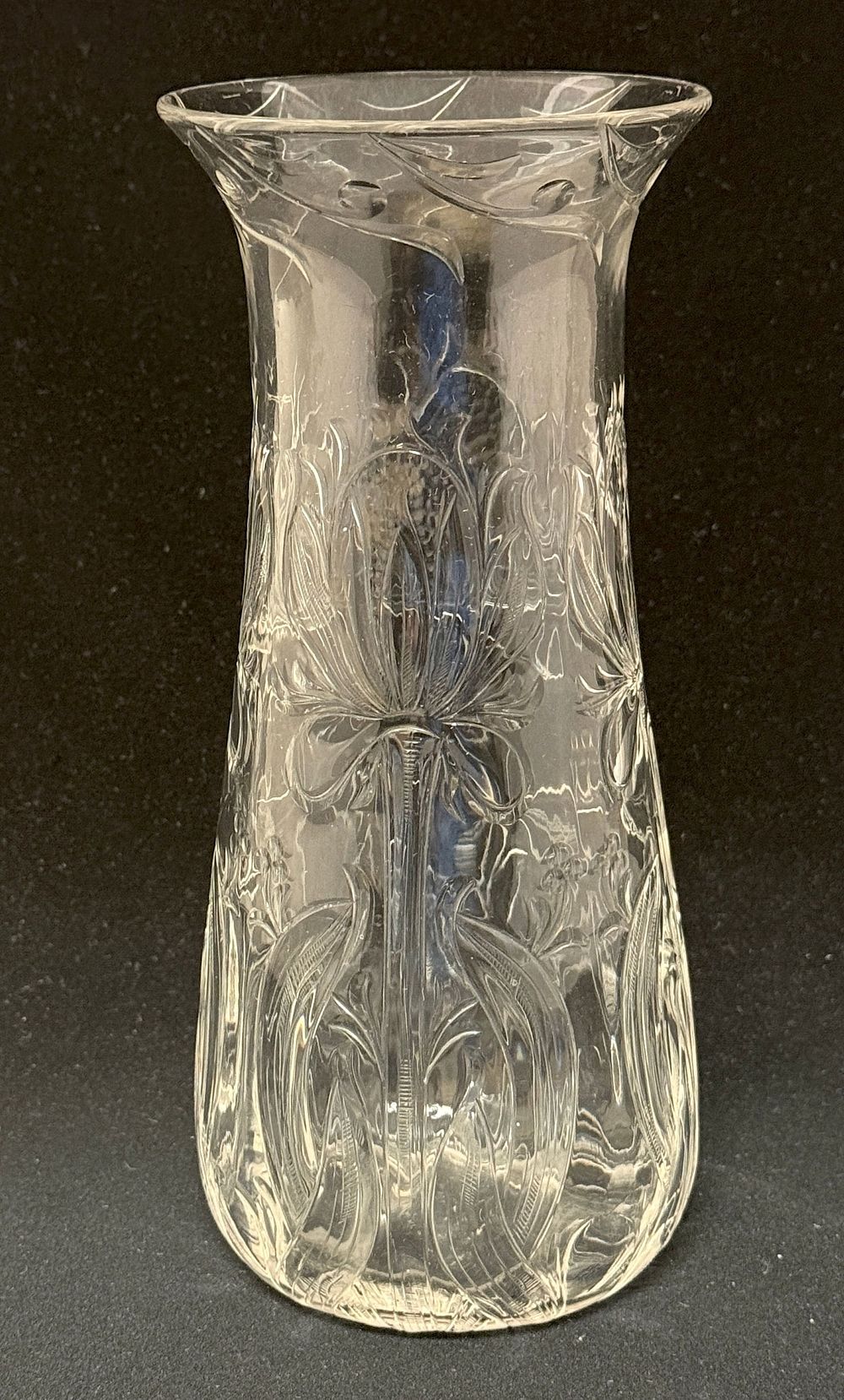Lot 579: Rock Crystal Vase attr Webb